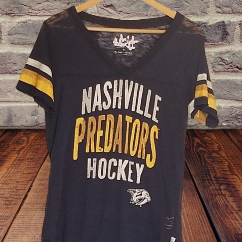 Nashville Predators/ Ladie's Tee